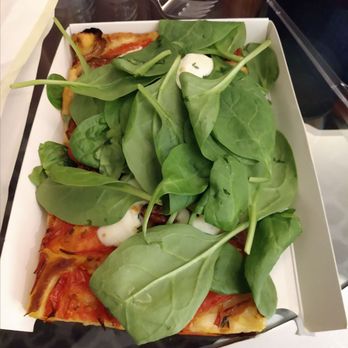 Buenas Migas - Spinach over pizza - Italian Near Me - Barcelona, B Buenas Migas - Spinach over pizza - Italian Near Me - Barcelona, B