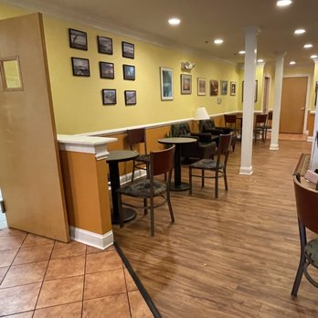 Cheshire Coffee - Inside decor style - Coffee & Tea Near Me - Cheshire, Connecticut