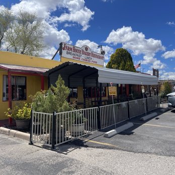 Farmhouse Restaurant - Front of Restaurant - American Near Me - Benson, Arizona Farmhouse Restaurant - Front of Restaurant - American Near Me - Benson, Arizona