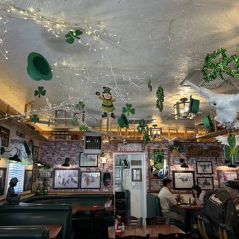 Evergreen Cafe - Inside decorated for St. Patrick's Day - American Near Me - Wrightwood, California