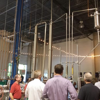 Waypoint Spirits - Tall ceilings - Beer, Wine & Spirits Near Me - Bloomfield, Connecticut