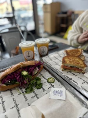 The Sandwich Society by null