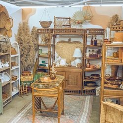 Georgetown Peddlers Mall - Boho booth