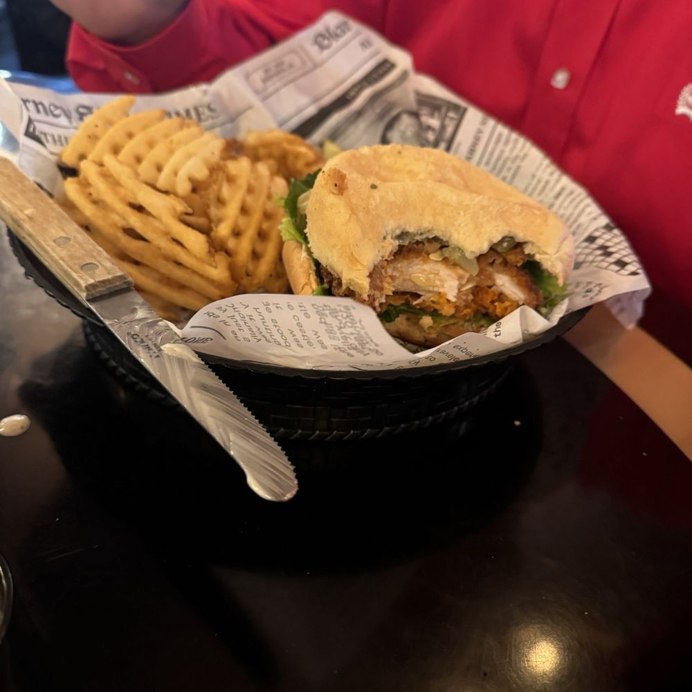 The Blarney Stone Pub - Sioux Falls - Spicy chicken sandwich - Irish Near Me - Sioux Falls, South Dakota The Blarney Stone Pub - Sioux Falls - Spicy chicken sandwich - Irish Near Me - Sioux Falls, South Dakota