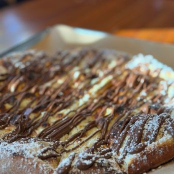 The Gypsy Poet - Pizza de nutella - Pizza Near Me - Houston, Texas The Gypsy Poet - Pizza de nutella - Pizza Near Me - Houston, Texas
