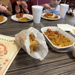 Chen's China - Wontons, general Tso chicken and pork fried rice