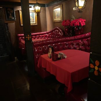 El Compadre - Cool seating! - Mexican Near Me - Los Angeles, California El Compadre - Cool seating! - Mexican Near Me - Los Angeles, California