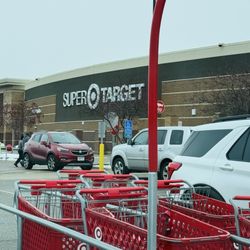 Target - Outside cart return
