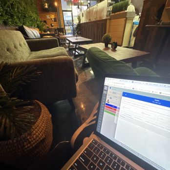 Tres Cafe - Lounge - Coffee & Tea Near Me - Moreno Valley, California