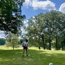 Foxburg Country Club - Tee off