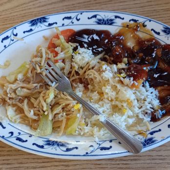 Three Sisters Food To Go - Vietnamese Near Me - Spokane, Washington Three Sisters Food To Go - Vietnamese Near Me - Spokane, Washington