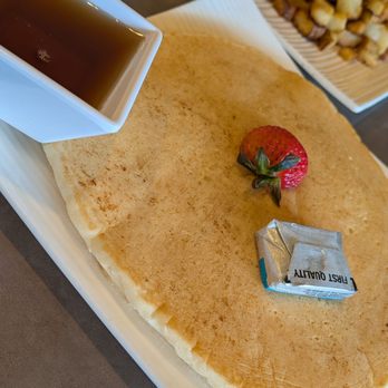 Moena Café - Side Pancake - Cafes Near Me - Honolulu, Hawaii Moena Café - Side Pancake - Cafes Near Me - Honolulu, Hawaii