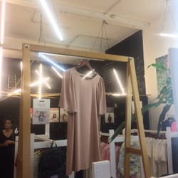 AMP - A Mulher do Padre - Camisetas e vestidos