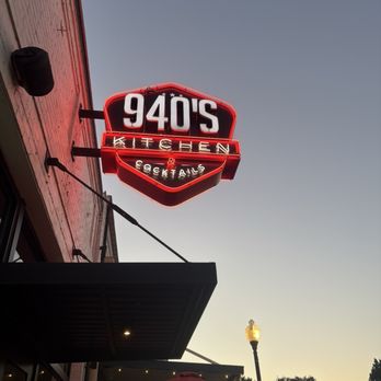 940's Kitchen & Cocktails - 940's kitchen - New American Near Me - Denton, Texas