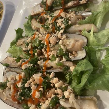 Tram Chim Live King Crab - Grilled razor clams - Vietnamese Near Me - Westminster, California Tram Chim Live King Crab - Grilled razor clams - Vietnamese Near Me - Westminster, California