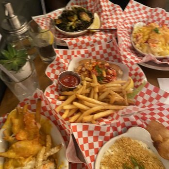 Red Hook Lobster Pound - Lobster Mac and Cheese, The Connecticut, Brussel sprouts, lobster dip & lobster fries - Seafood Near Me - Brooklyn, New York Red Hook Lobster Pound - Lobster Mac and Cheese, The Connecticut, Brussel sprouts, lobster dip & lobster fries - Seafood Near Me - Brooklyn, New York