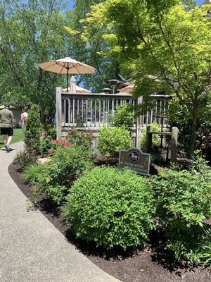 White Horse Winery by null