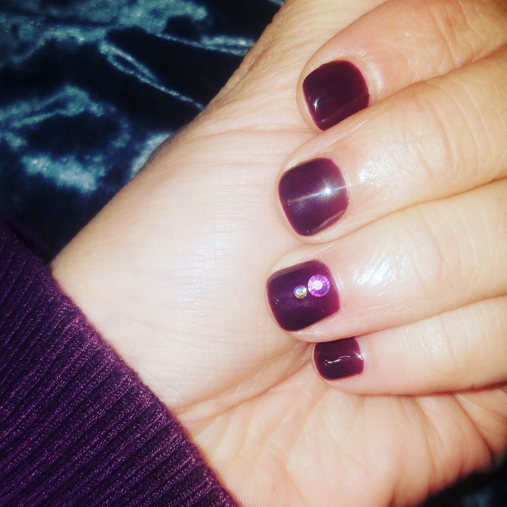 Queen Nails - Waxing Near Me - Salem, Oregon Queen Nails - Waxing Near Me - Salem, Oregon