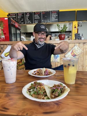 Carnitas El Artista by null