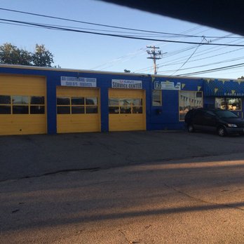 Bob G's Auto Repair - 3 large service bays! - Auto Repair Near Me - Warwick, Rhode Island Bob G's Auto Repair - 3 large service bays! - Auto Repair Near Me - Warwick, Rhode Island