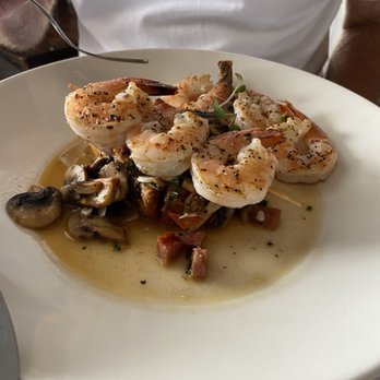 City Kitchen - Shrimp and Grits - New American Near Me - Beaufort, North Carolina