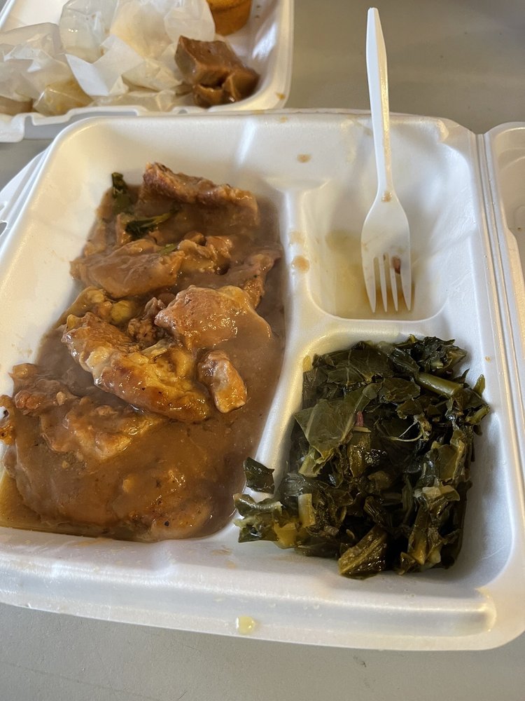 Food from Bully's Restaurant