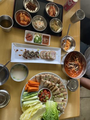 Jun Ju Sul Lung Tang by null