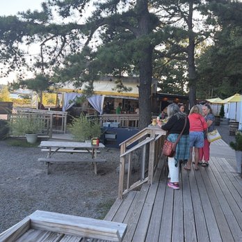 Clam Bar - Outside at happy hour - Seafood Near Me - Portland, Maine