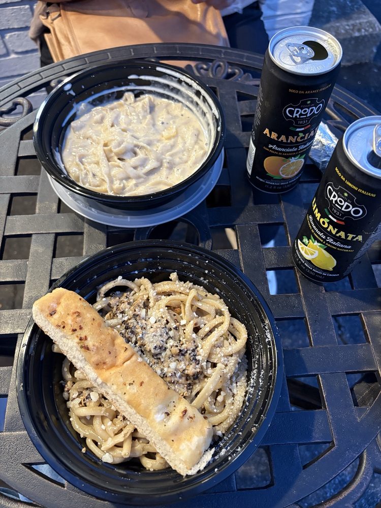 Food from Dannys Pasta