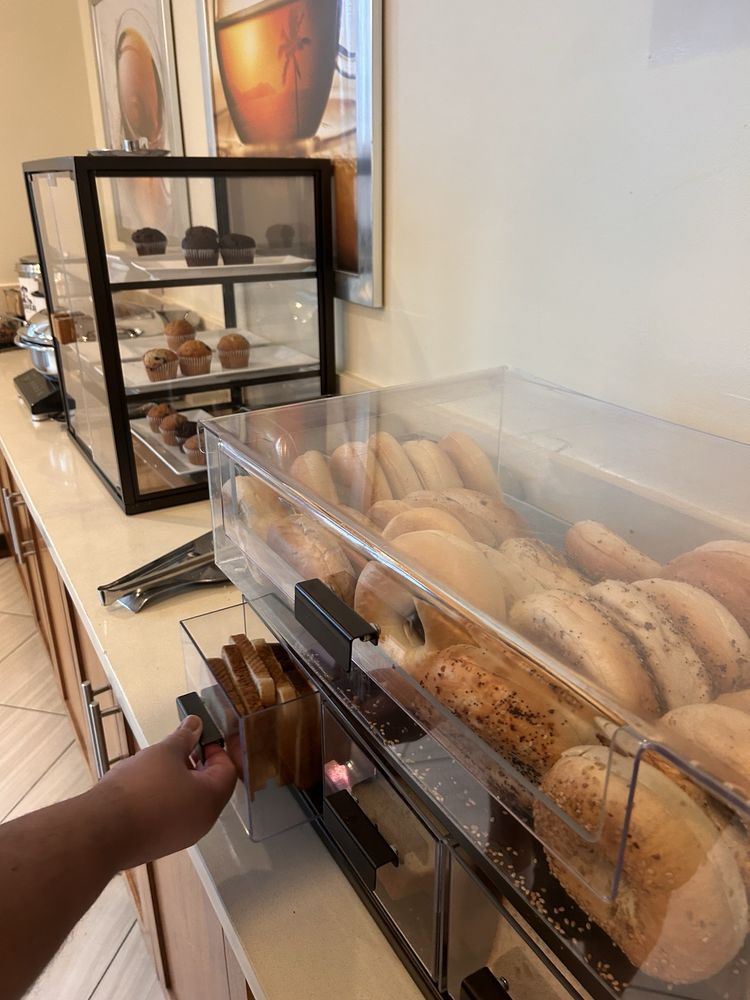 Staybridge Suites Miami International Airport