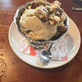 Lupo - Pistachio gelato - Pizza Near Me - Louisville, Kentucky Lupo - Pistachio gelato - Pizza Near Me - Louisville, Kentucky