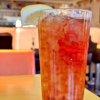 Fred 62 - Iced Tea. - Diners Near Me - Los Angeles, California