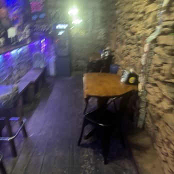 Hideout Saloon - The bar..... - Cocktail Bars Near Me - Mariposa, California