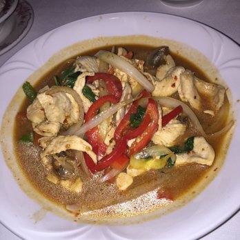 Thai Thani - Pad Kra Prow with chicken - spicy and delicious - Thai Near Me - Stroudsburg, Pennsylvania