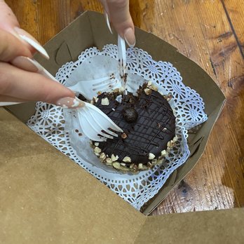 Perfectly Sweet - Bakeries Near Me - Alhambra, California