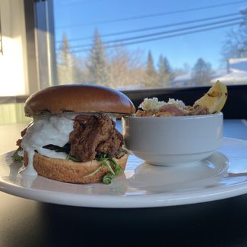 The Loon  - Fried chicken sandwich & Caesar salad - Bars Near Me - Lakefield, Ontario