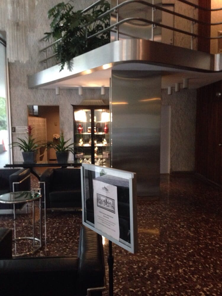 CONSTELLATION APARTMENTS Updated April 2024 11 Photos 1555 N