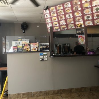 Wild Pita Mediterranean Grill - Chicken Shawarma & Beef Shawarma cooking!  So delicious! - Mediterranean Near Me - Glenview, Illinois