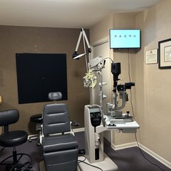 Cornea & Cataract Consultants