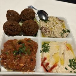 Mix 15.Oasis Combo Appetizer