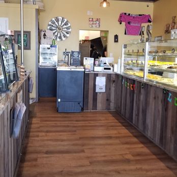 Street Sweets - Interior - Desserts Near Me - Sterling Heights, Michigan Street Sweets - Interior - Desserts Near Me - Sterling Heights, Michigan
