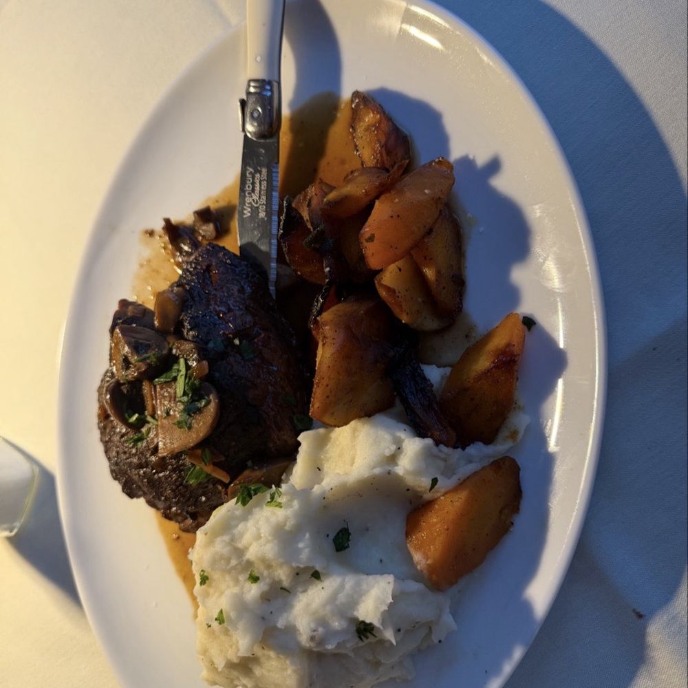 D'Oro Steakhouse - Filet mignon melted in your mouth - Steakhouses Near Me - Pine Bush, New York D'Oro Steakhouse - Filet mignon melted in your mouth - Steakhouses Near Me - Pine Bush, New York