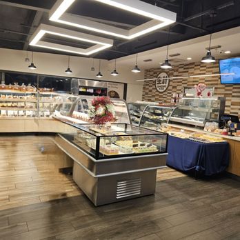 Sheng Kee Bakery - Interior - Bakeries Near Me - Union City, California