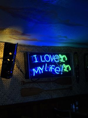 Luau Larry's by null