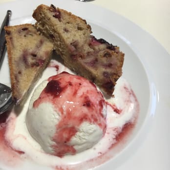 Sikia - Strawberry bread with vanilla bean ice crean - New American Near Me - Chicago, Illinois