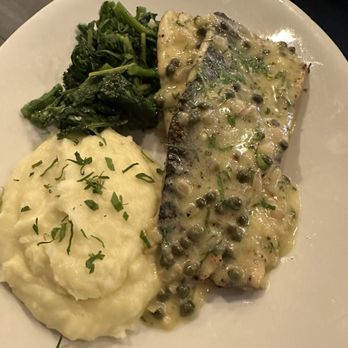 Nunzi's by the Water - Italian Near Me - Freeport, New York Nunzi's by the Water - Italian Near Me - Freeport, New York