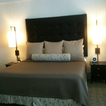 AKA Rittenhouse Square - Hotels Near Me - Philadelphia, Pennsylvania