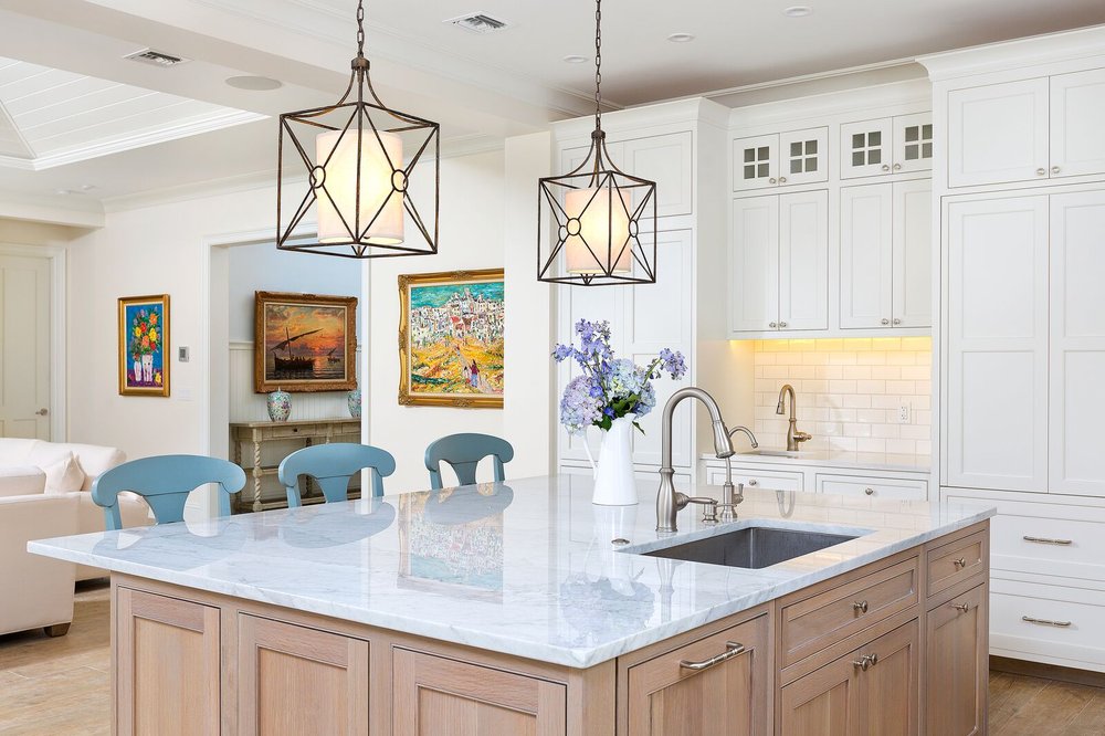 DISTINGUISHED KITCHENS & BATH Updated September 2024 36 Photos