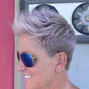 Honey and Hive - Hairstyle - Hair Salons Near Me - La Mesa, California Honey and Hive - Hairstyle - Hair Salons Near Me - La Mesa, California
