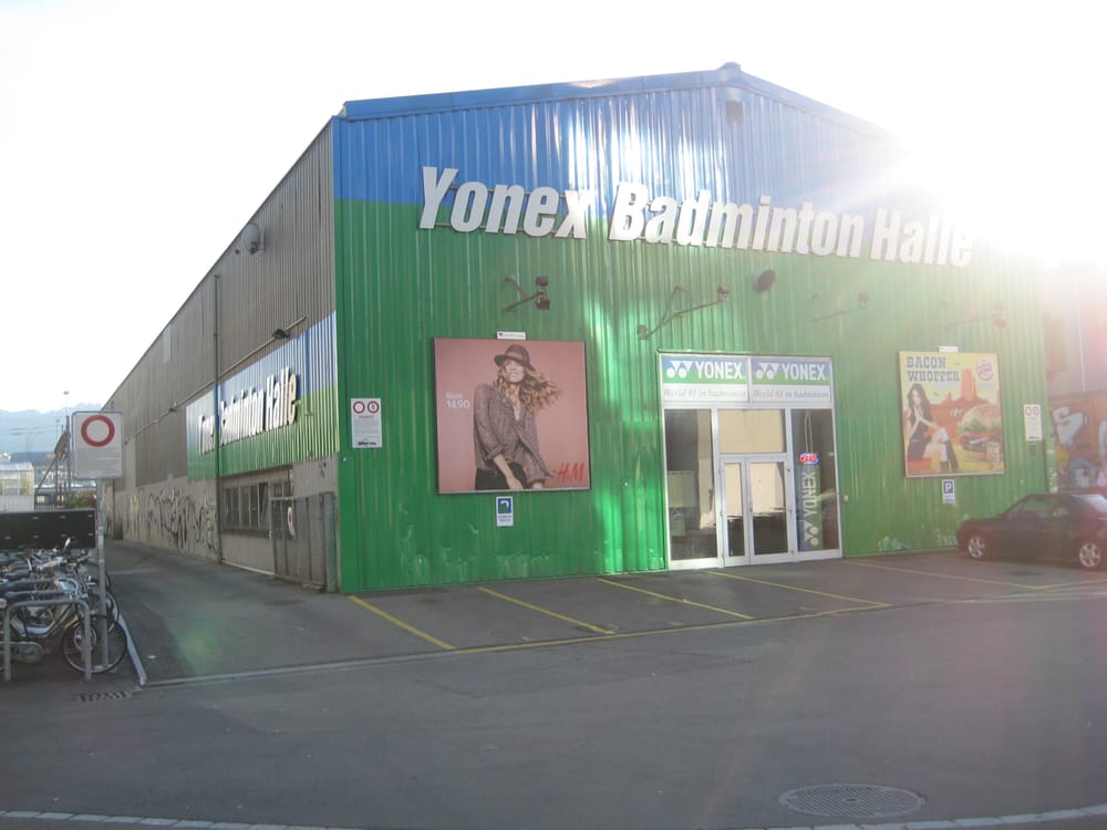 Yonex Badminton Halle